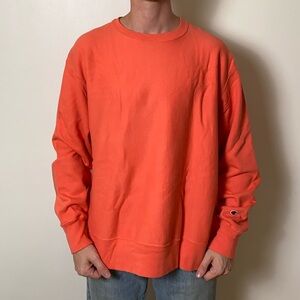 Champion Vintage Sweater in Salmon